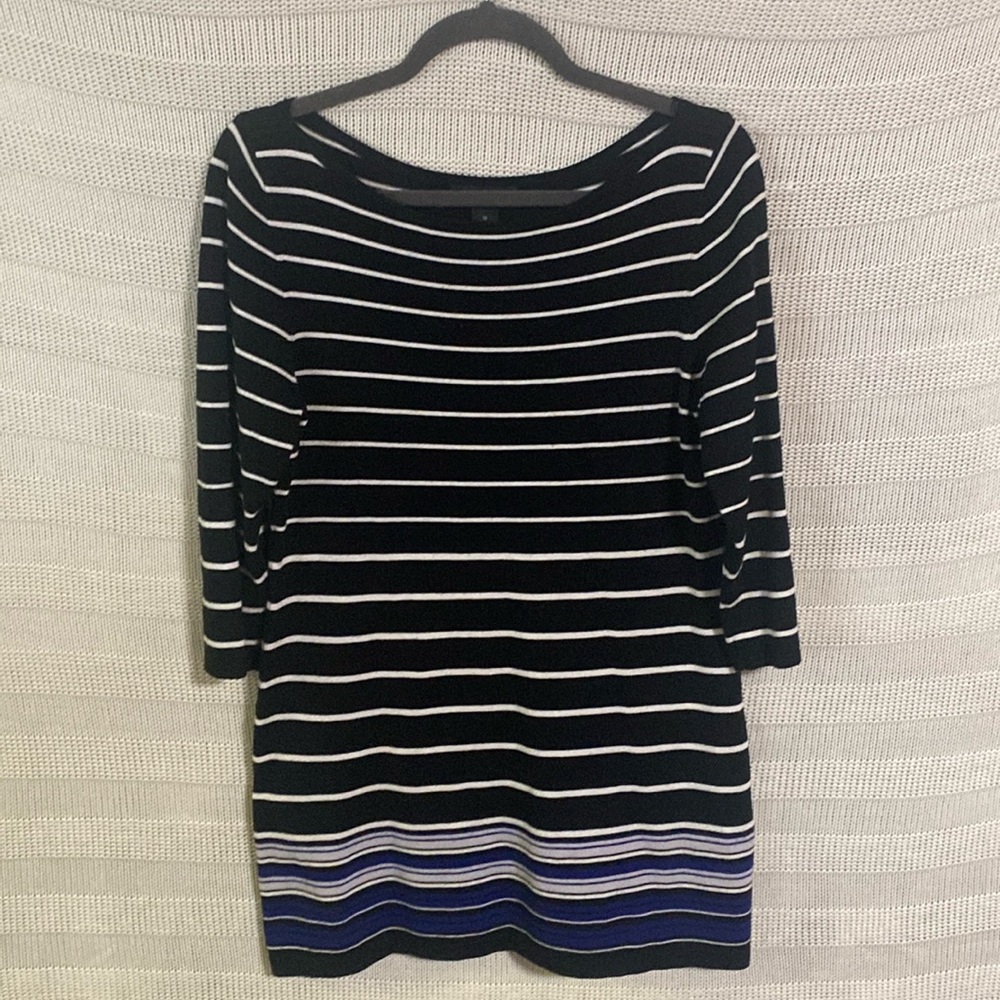 White House /Black Market Sweater Tunic/ Dresss Rayon Blend Medium